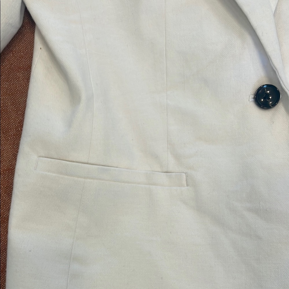 White Blazer by Banana Republic - Picture 10 of 14